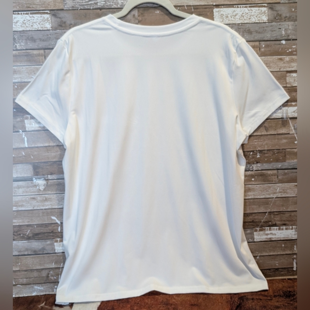 New White Vintage Graphic Tee - Picture 9 of 15